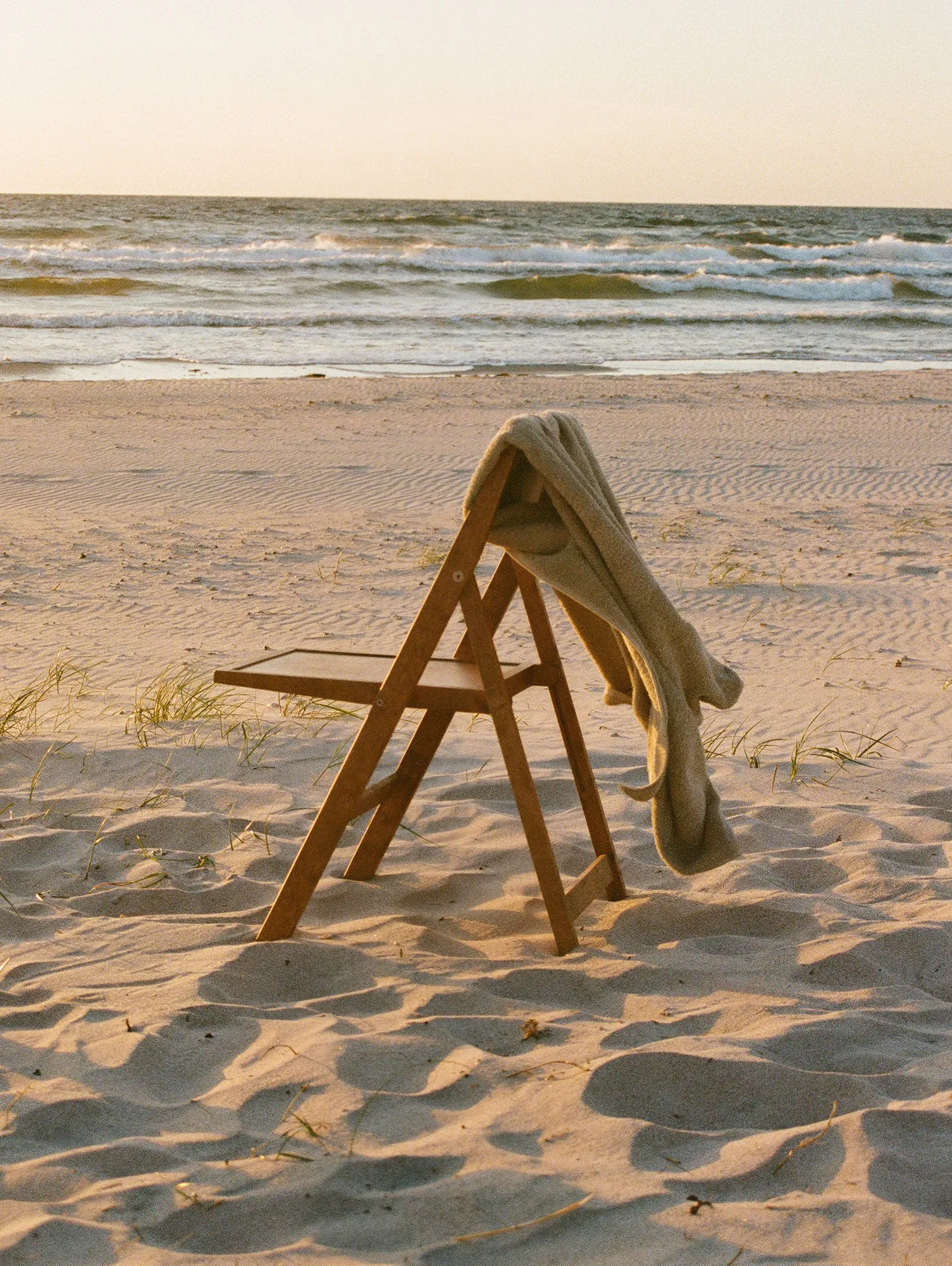 Folding Flat Chair