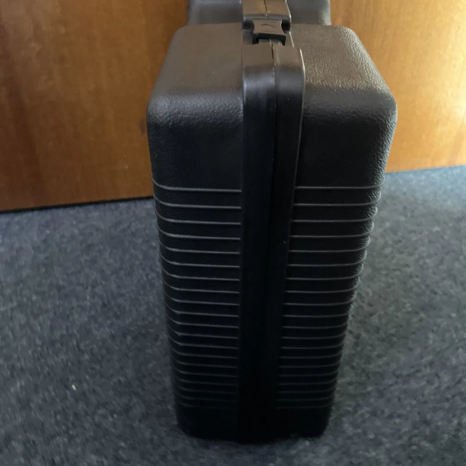 Gasmate CS401 Portable BBQ Butane Stove with Carrying Case  *Never Used*