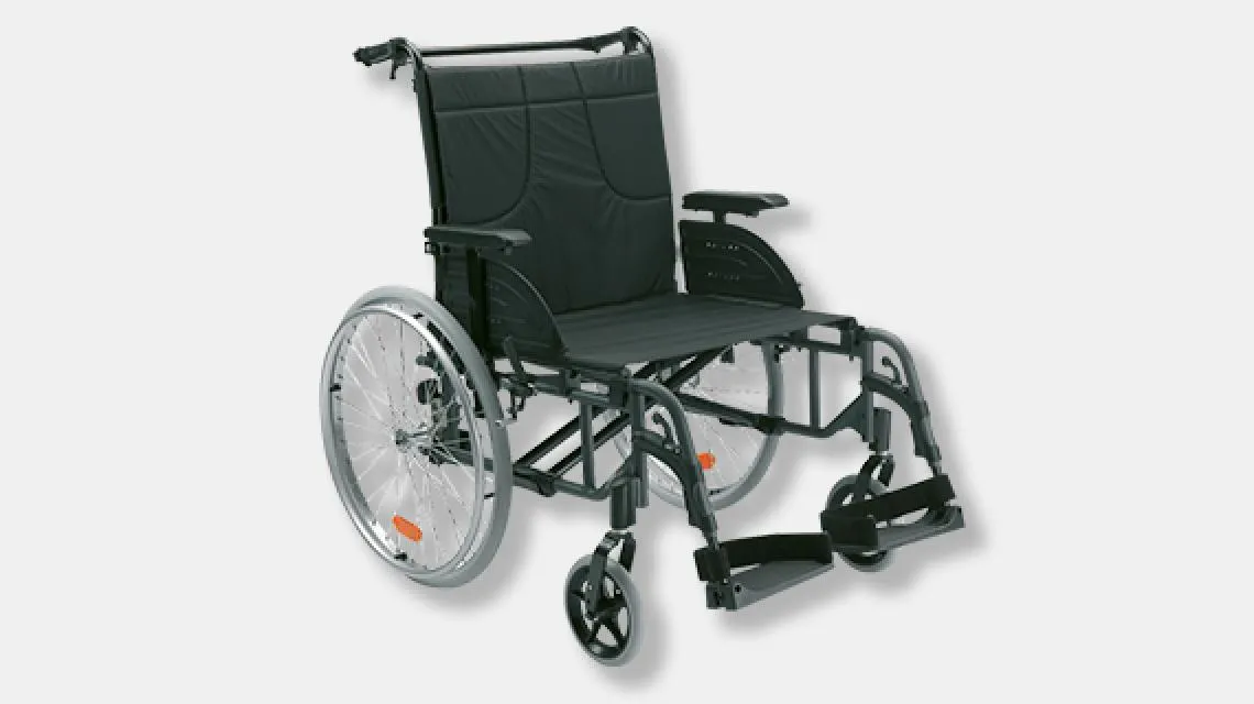Invacare Action 4 Heavy Duty Wheelchair
