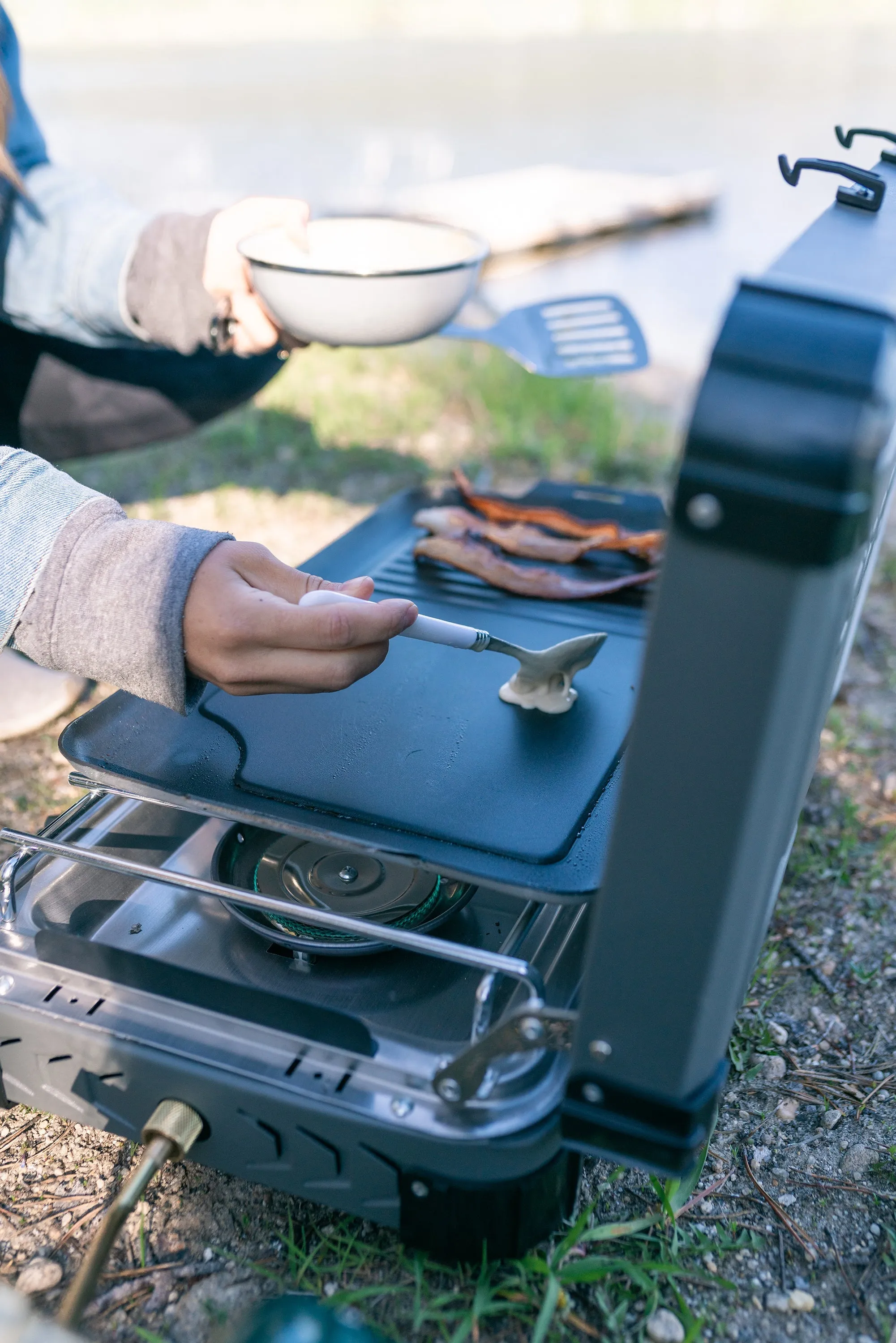 Propane Stove -2-25 K Burners - Gray